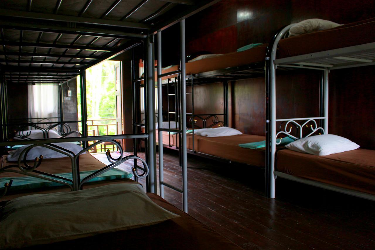 Love Station Hostel Baan Tai Exterior foto
