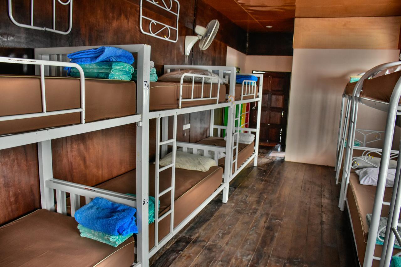 Love Station Hostel Baan Tai Exterior foto